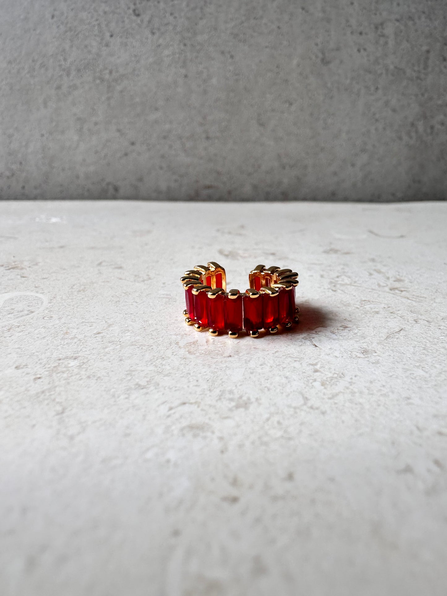 Ear Cuff Baguette Red