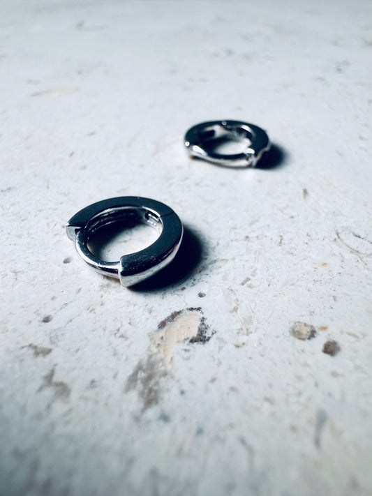 Small Circle Silver